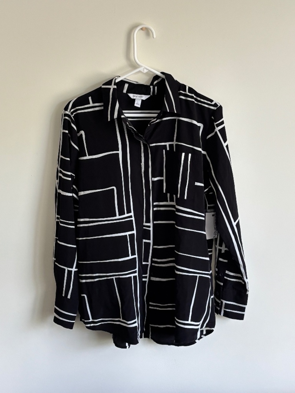 Nine West Black and White Geometric Button-Down Blouse - Size L NWT